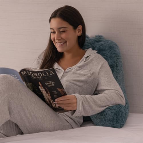 Milliard Reading Pillow with Faux Fur and Memory Foam