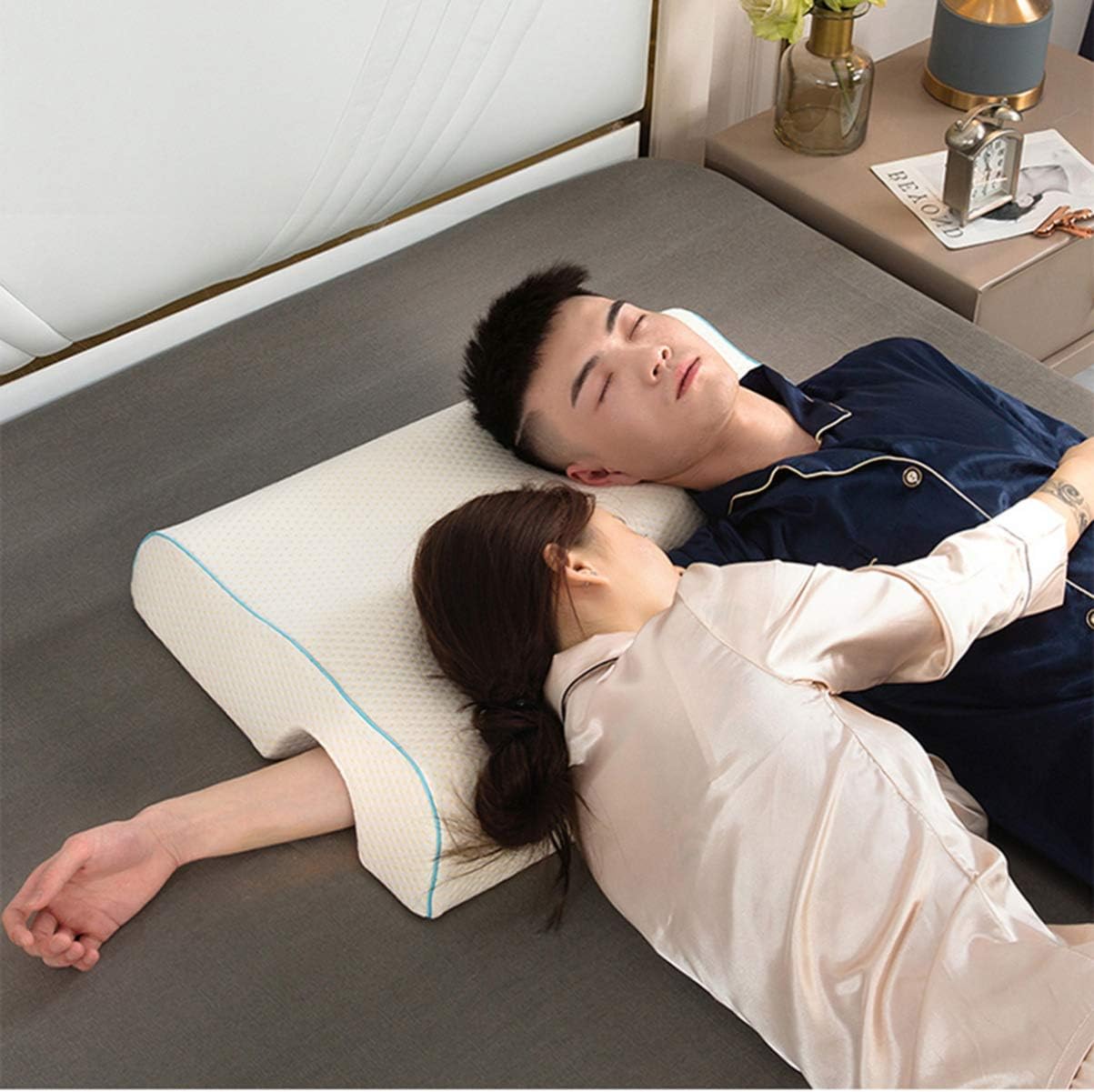 VICASKY 1pc Cuddle Pillow with Arm Hole for Couples Neck Support