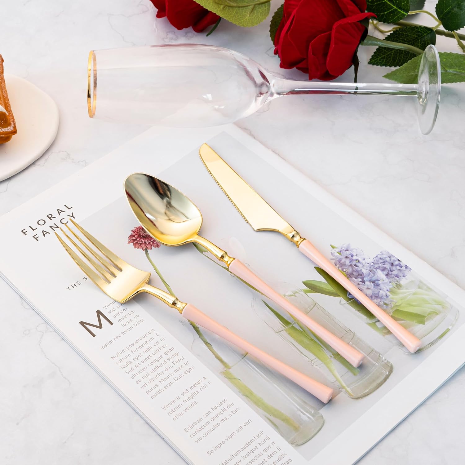 Lullaby 90pcs Gold Plastic Cutlery Set